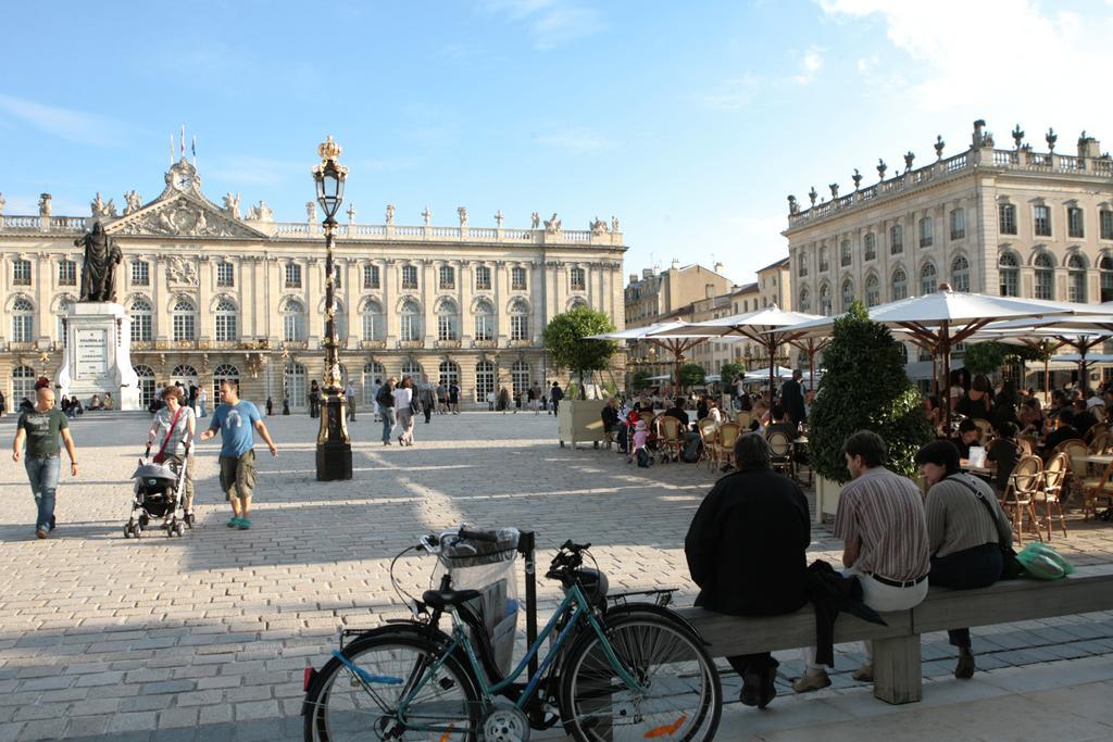 Les Suites De Catherine, La Si Calme Nancy Exteriör bild