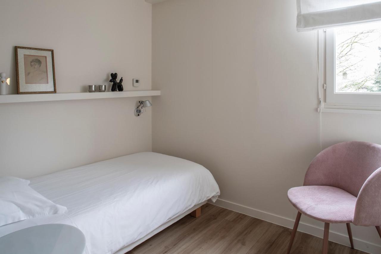 Les Suites De Catherine, La Si Calme Nancy Exteriör bild